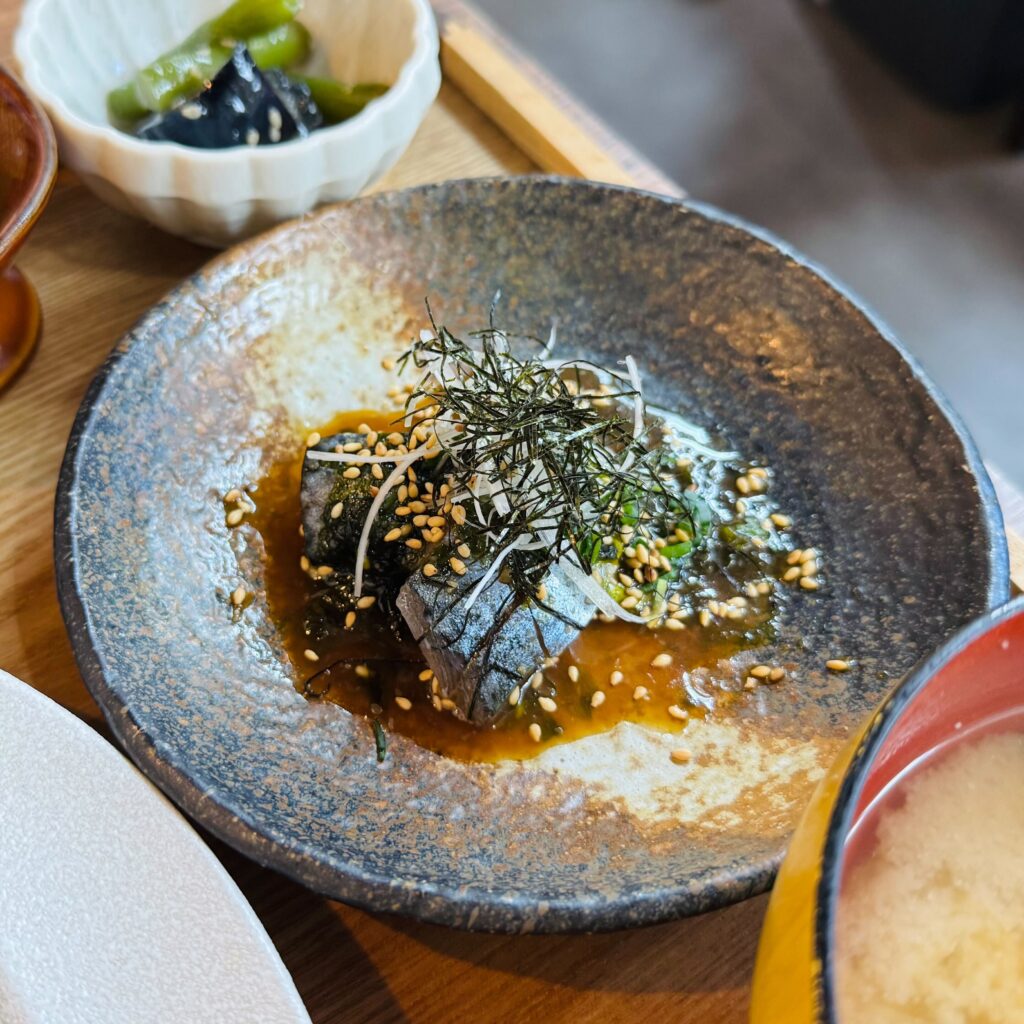 食堂おわん 胡麻さば